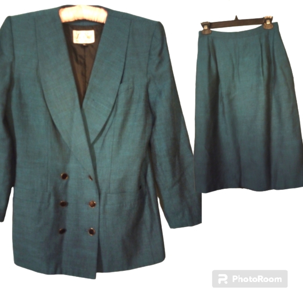 Le Suit Teal Skirt Set